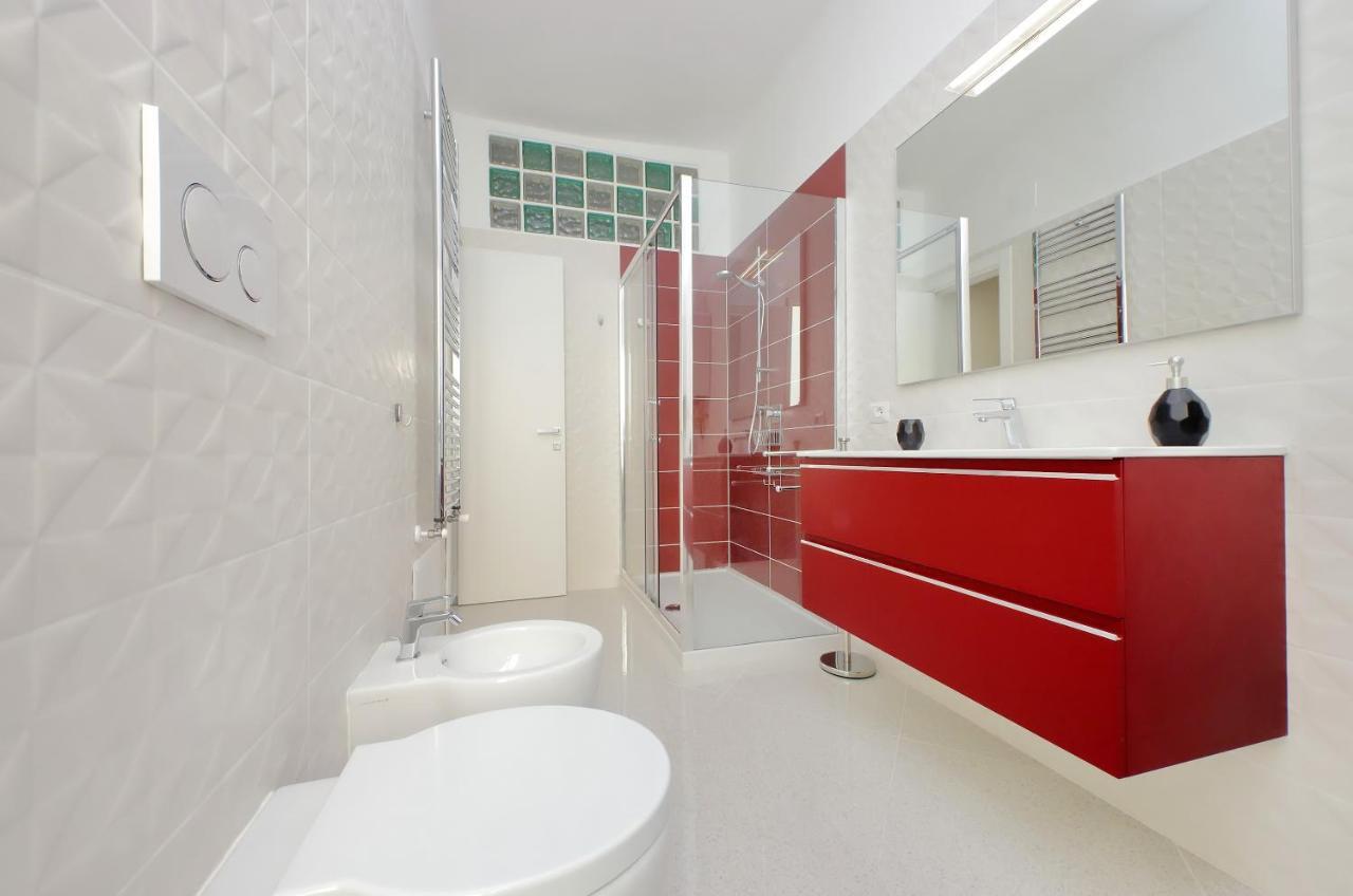 Ych-Luminoso Appartamento Per 8 Pax โรม ภายนอก รูปภาพ