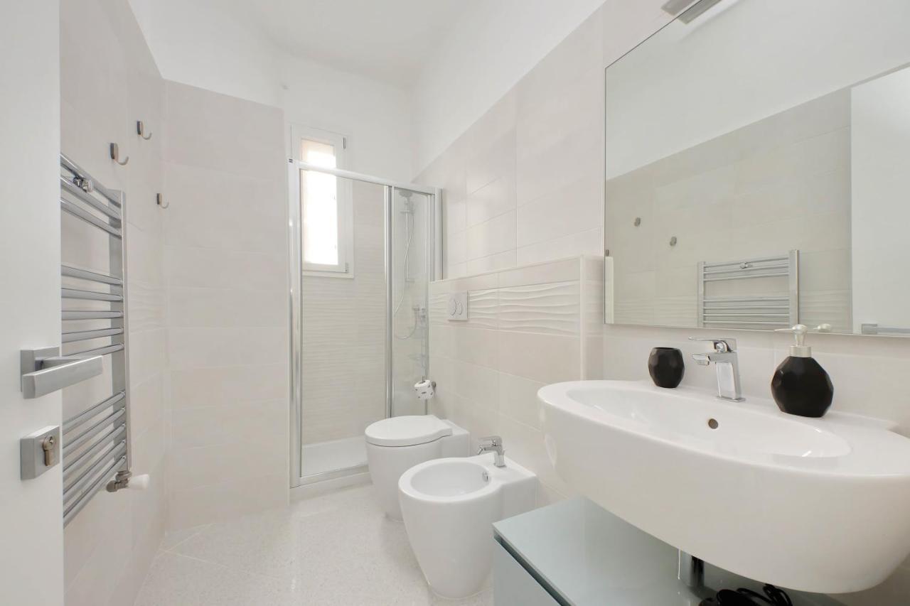 Ych-Luminoso Appartamento Per 8 Pax โรม ภายนอก รูปภาพ